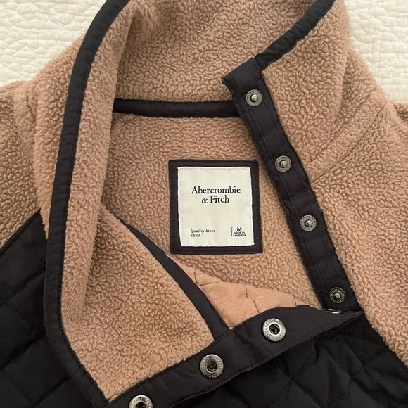 Abercrombie & Fitch Brown and Black Cowl Neck Sweater - Picture 2 of 3